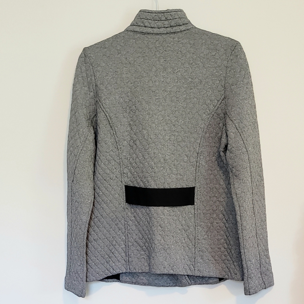 Cabi Quilted Herringbone Zip Front Jacket Sz Lg Gem